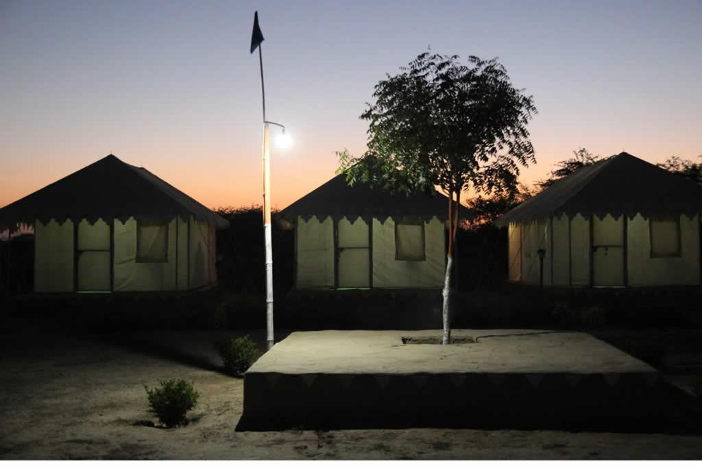 Rann Visamo Resort Bherandiala Luaran gambar