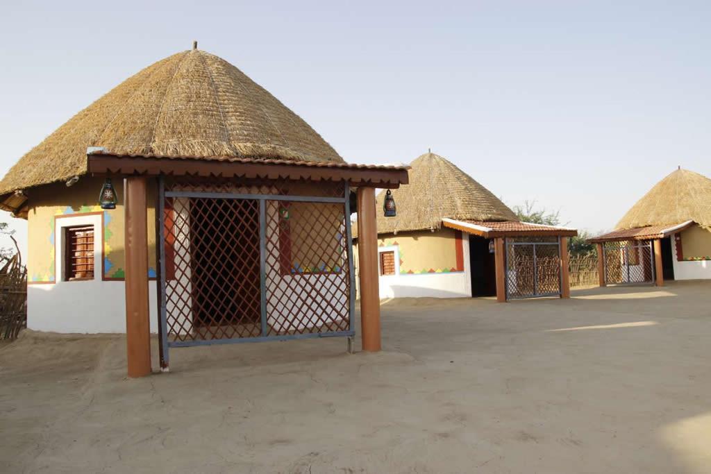 Rann Visamo Resort Bherandiala Luaran gambar